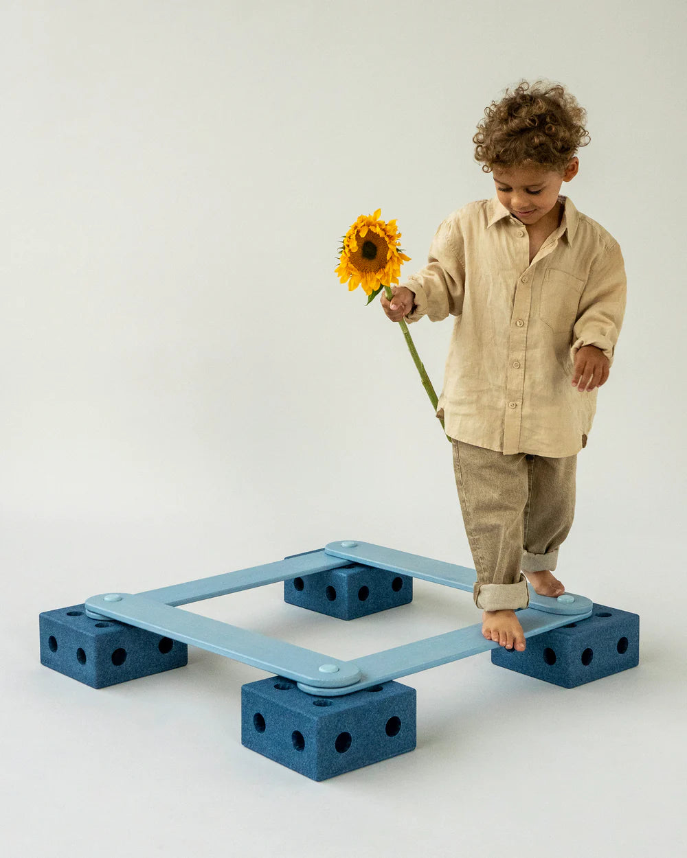 MODU | Balance Track