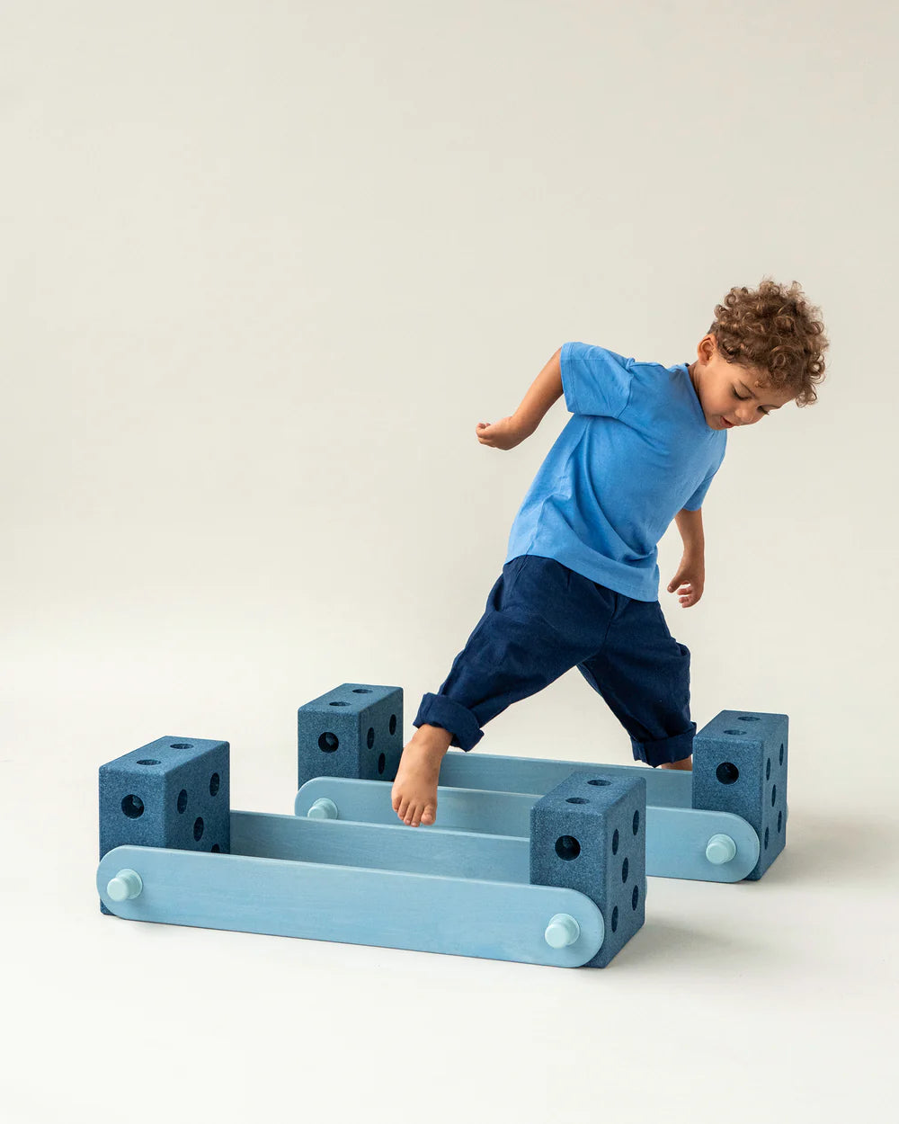 MODU | Balance Track